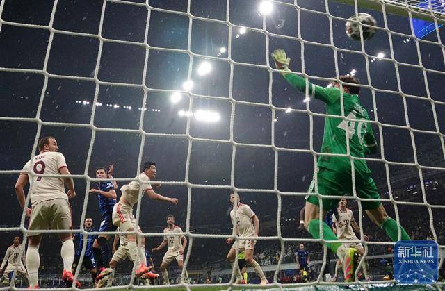 拜仁慢热复仇，成功晋级欧冠半决赛