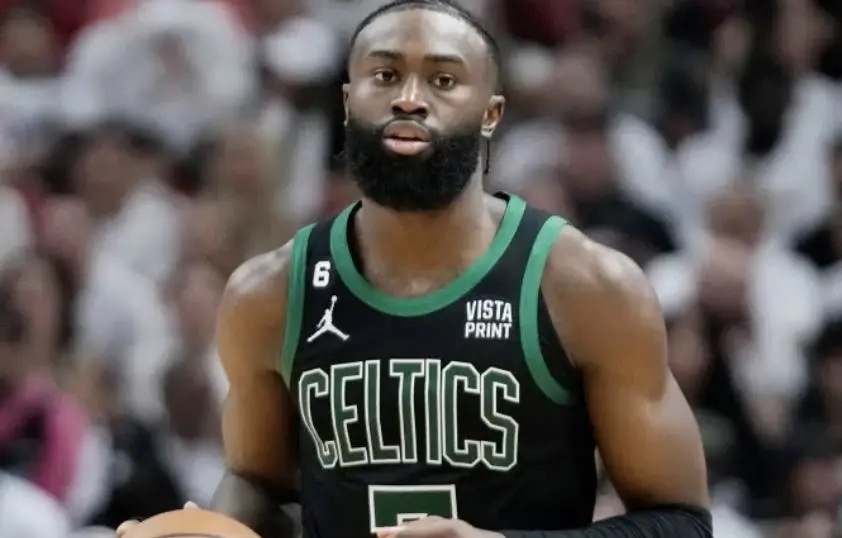 爱游戏官网-战术调整获得成功,球队实力得到提升的简单介绍