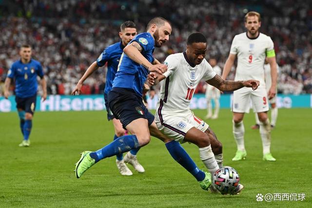 爱游戏官网-欧洲杯预选赛的惊险一幕：胜负悬念揭晓的简单介绍