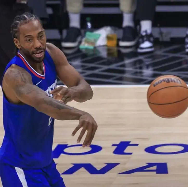 包含快船击败国王，莱昂纳德接管沙发职责全面胜利的词条