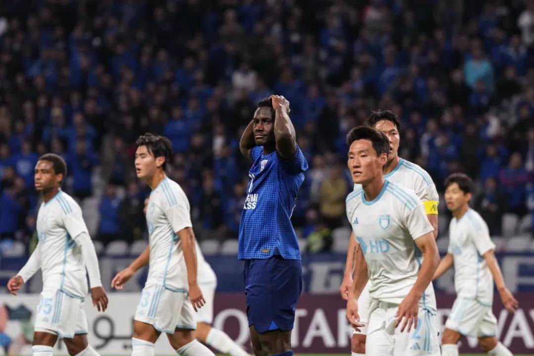 爱游戏在线登录-苏宁面对申花，实力角逐蓄势待发的简单介绍