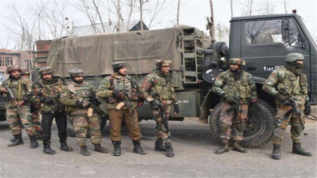 包含印度队长缺席比赛，球队战力大打折扣的词条