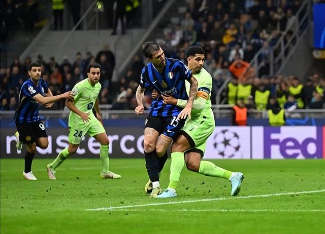 巴塞罗那反超对手,顺利晋级淘汰赛 巴塞罗那反超对手,顺利晋级淘汰赛