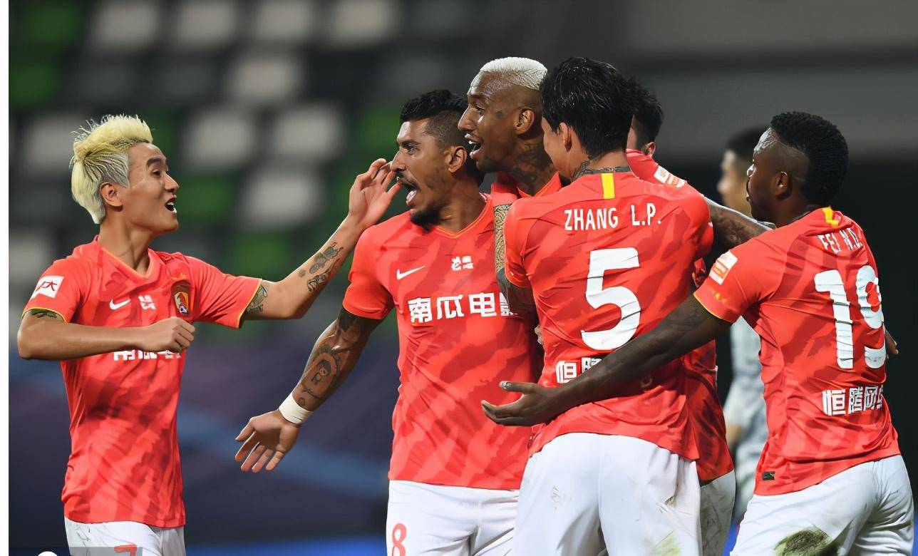 爱游戏登录入口-恒大备战国安大战，力争稳住榜首位置的简单介绍