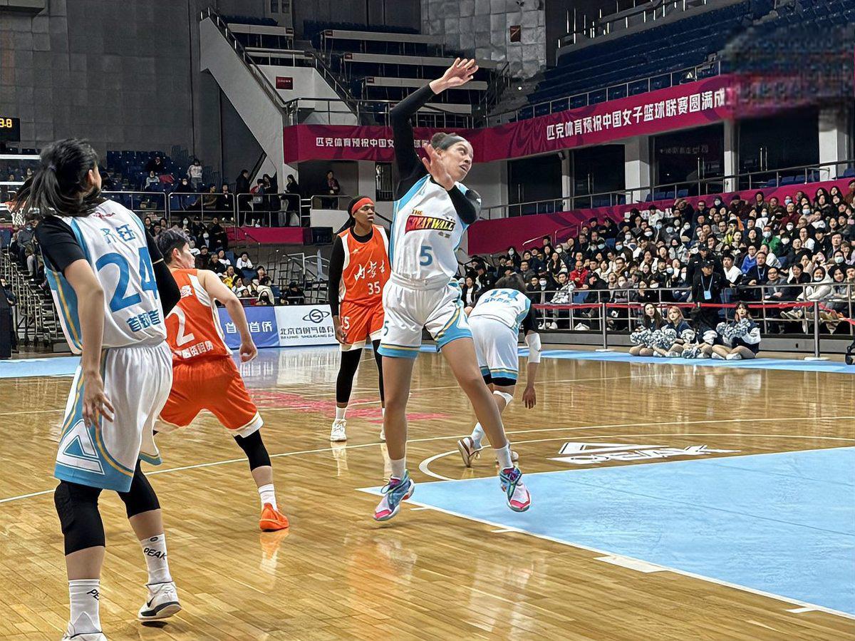 北京首钢队在比赛中展现出色发挥