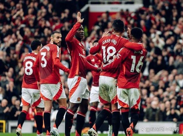 爱游戏亚洲官网-热刺主场遭曼联绝杀，颓势难挽回