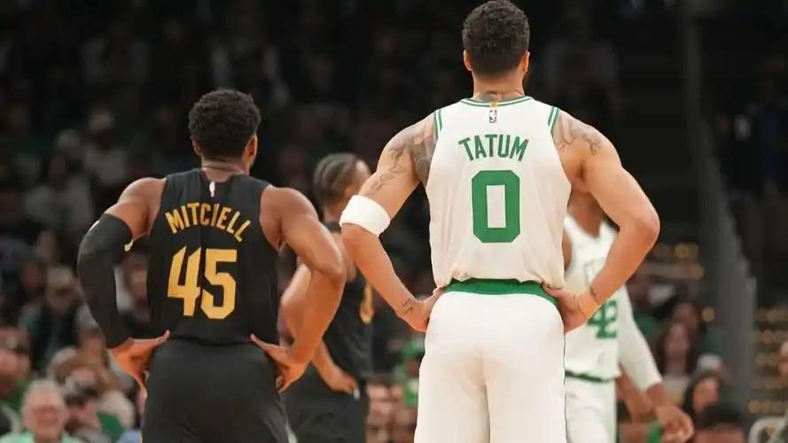 爱游戏官网-包含东部王牌之争，雄鹿与凯尔特人下场决战的词条