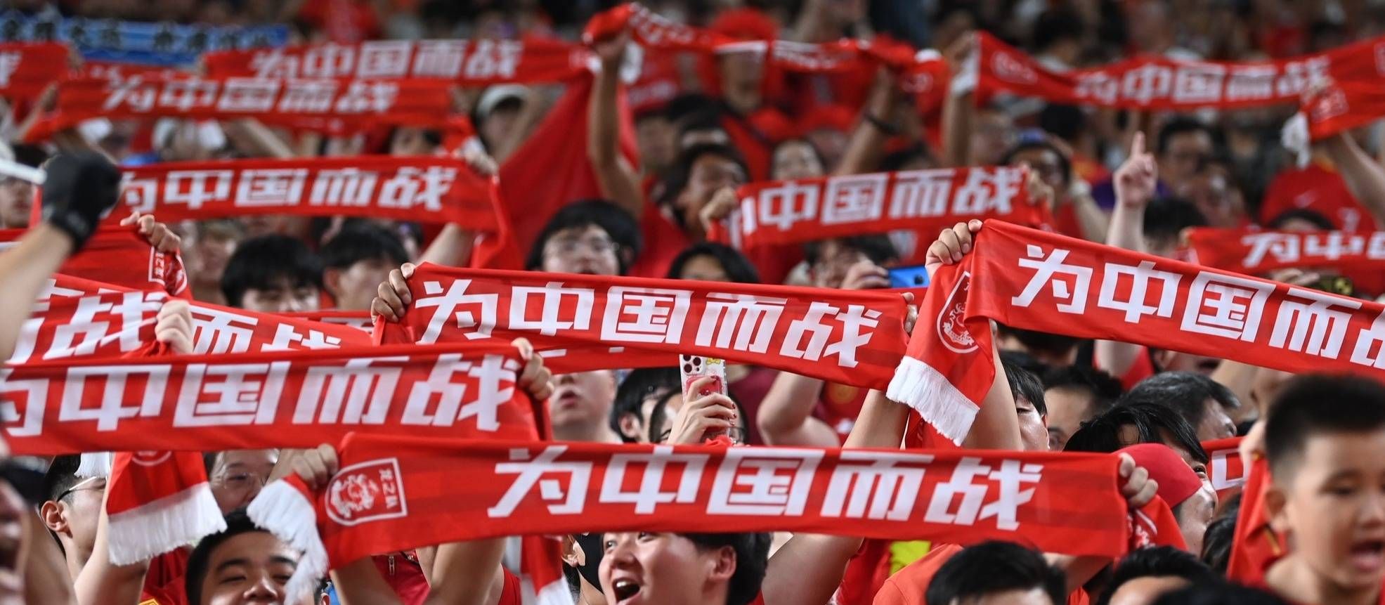 球队灌注全力队员拼搏赛场上如虎的简单介绍