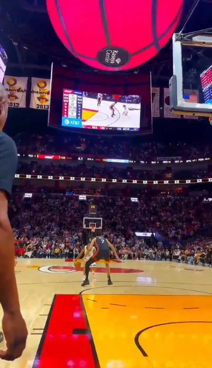 爱游戏体育官网-关于灰熊客场惨败步行者遭遇五连败,莫兰特数据平庸的信息